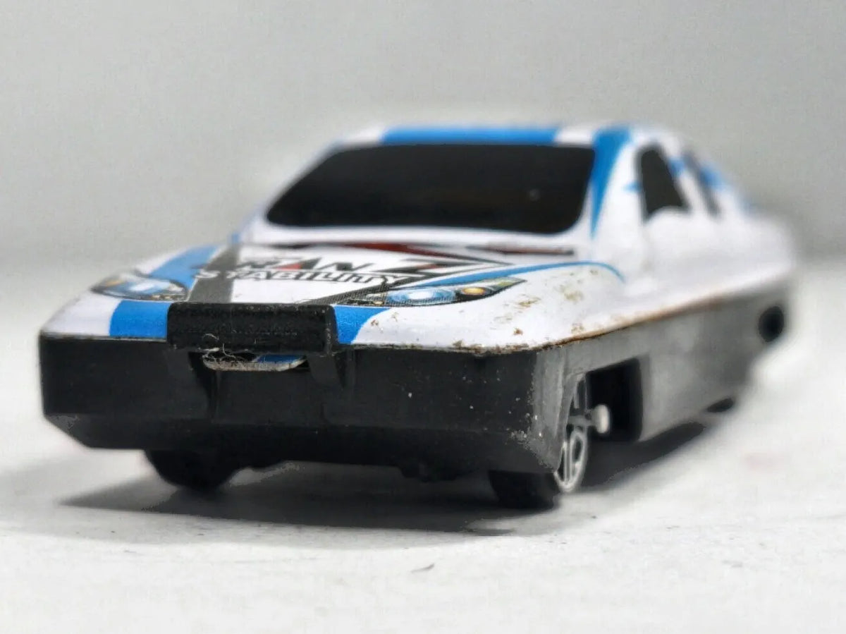 Samochód Wyścigowy 1:64 Samochód wyścigowy STABILITY Luzak Biały – zdjęcie 5