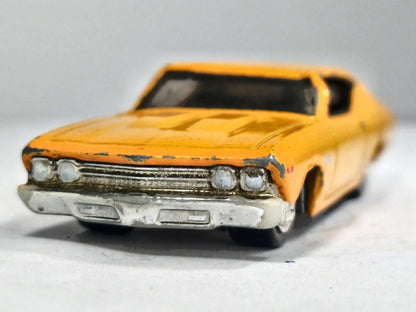 '69 Chevrolet Chevelle Ss 396 Hot Wheels Redline 1:64 Luzak Muscle Car – zdjęcie 5