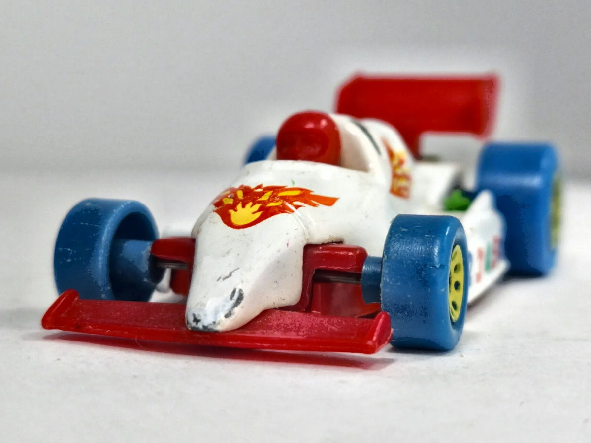 F1-RACER Matchbox 1984 Biały 1:55 – zdjęcie 5