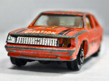 CHEVROLET CITATION BOOM 24 Yatming Czerwony 1:64 – zdjęcie 5
