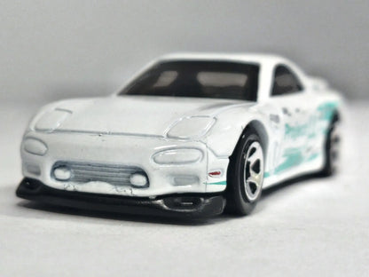 '95 MAZDA RX-7 Hot Wheels 2017 Biały 1:64 – zdjęcie 5