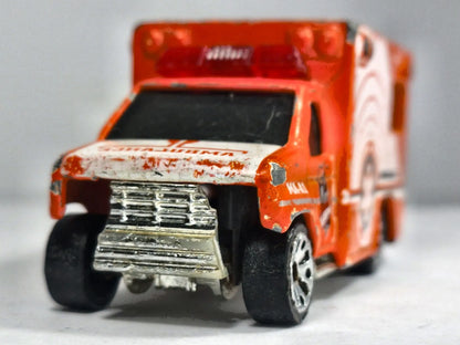 AMBULANCE, Matchbox 1996, Die cast 150, Pomarańczowy, 1:64, Resoraki – zdjęcie 5