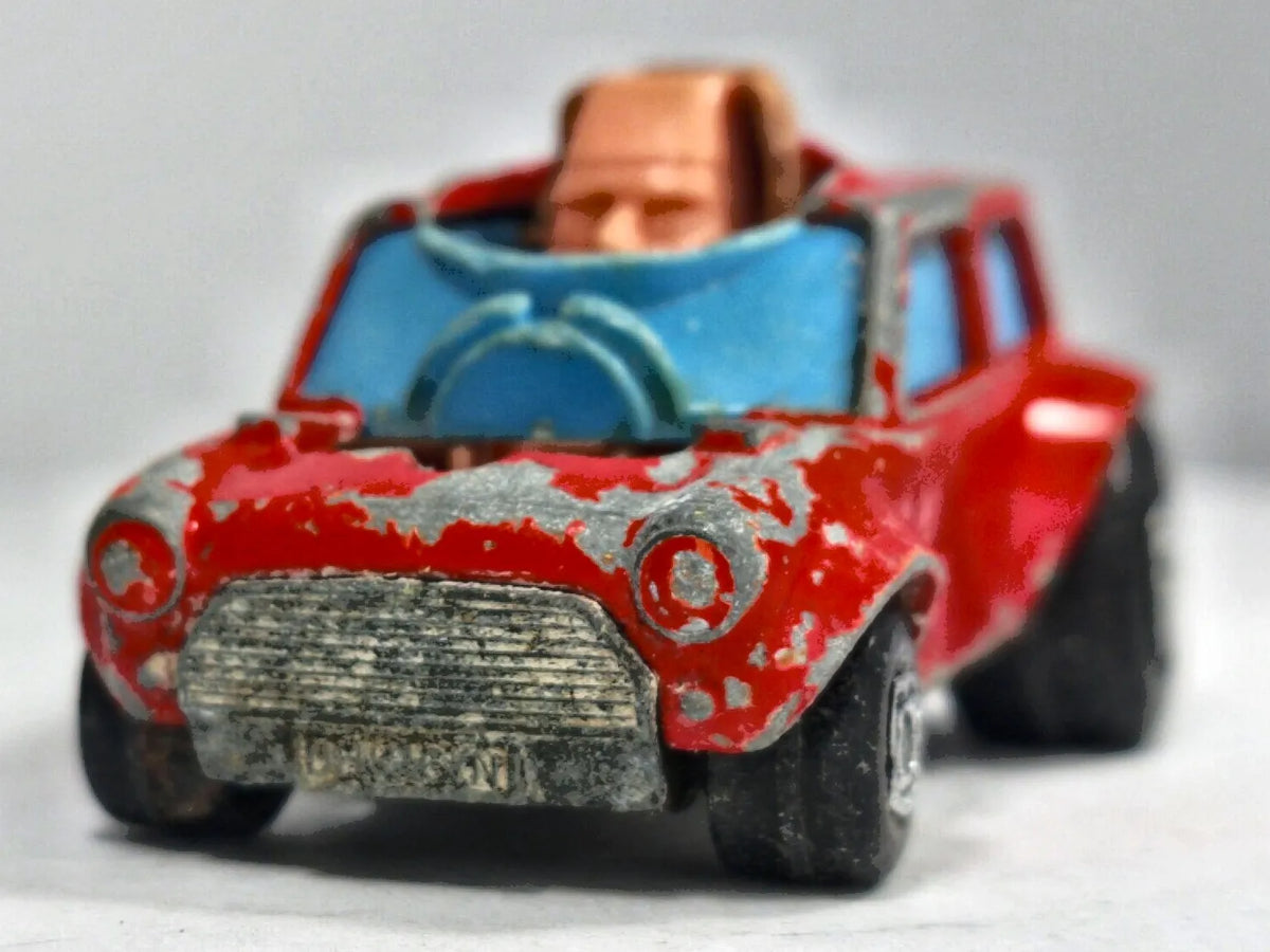 Mini-Ha-Ha Matchbox 1975 Juniors 1:79 Made in Gt Britain Luzak Czerwony – zdjęcie 5