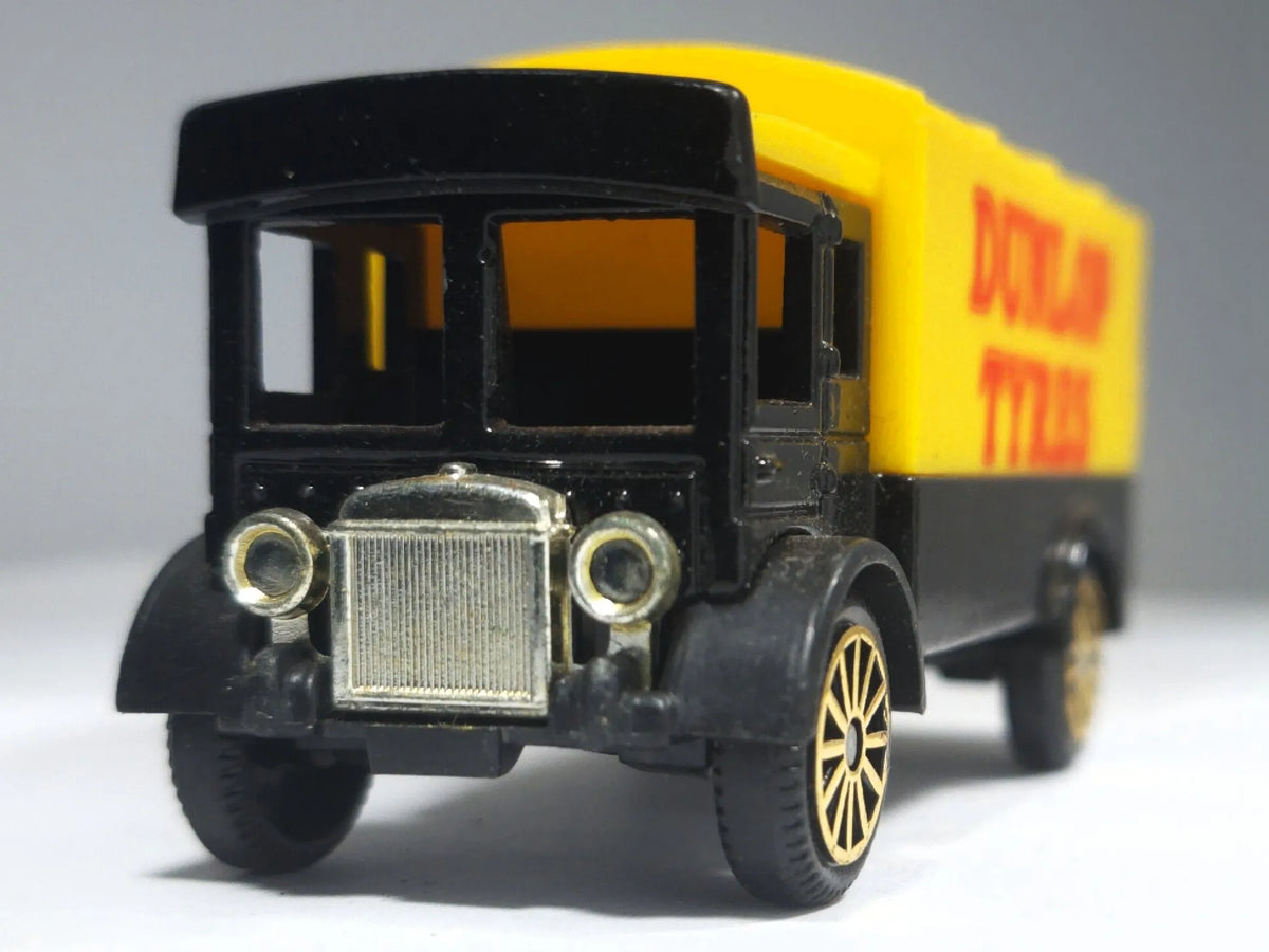 DUNLOP TYRES VAN, Corgi Village, Made in England, Die cast Y12, Żółty, 1:64 – zdjęcie 5