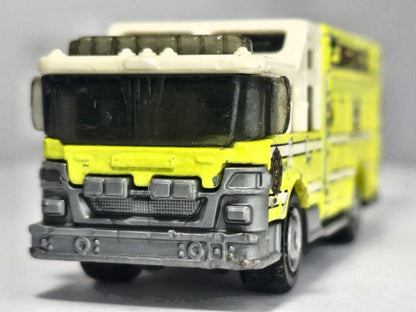 HAZARD SQUAD, Matchbox 2009, Die cast MB738; C26, Żółty, 1:64, Resoraki – zdjęcie 5