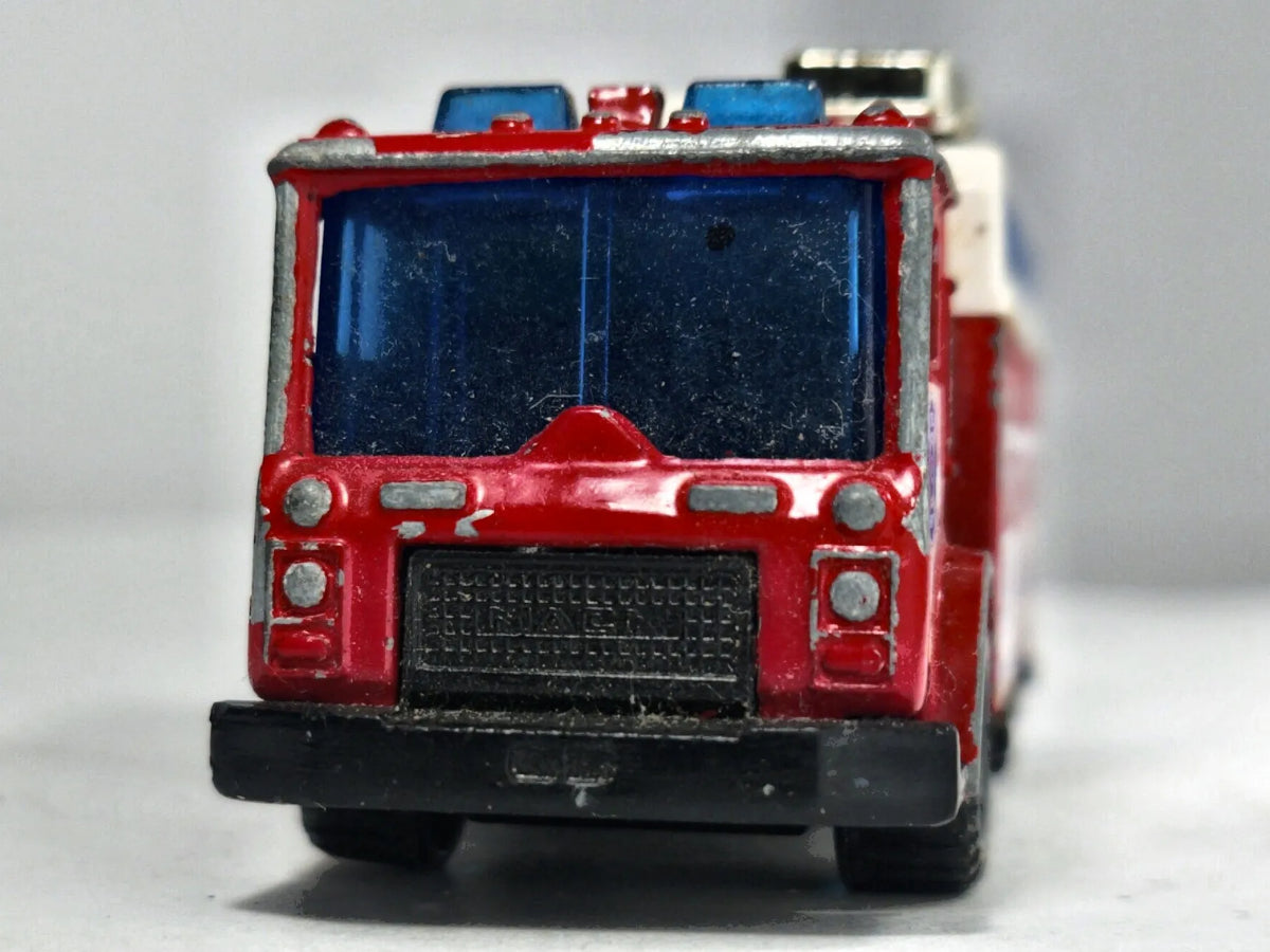 Mack Auxiliary Power Matchbox 1984 Matchbox Series 1:64 Luzak Straż pożarna – zdjęcie 5