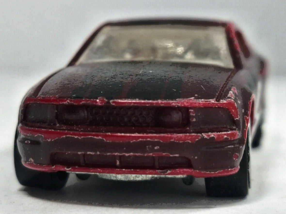 Ford Mustang GT Hot Wheels 2005 First Editions 1:64 65 Luzak Bordowy – zdjęcie 5