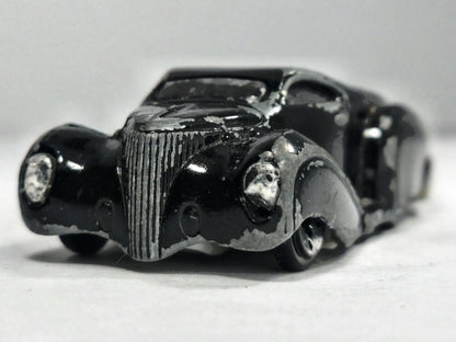 Batman Arkham Asylum Batmobile Hot Wheels 2004 Batman 1:64 Luzak McDonald's – zdjęcie 5