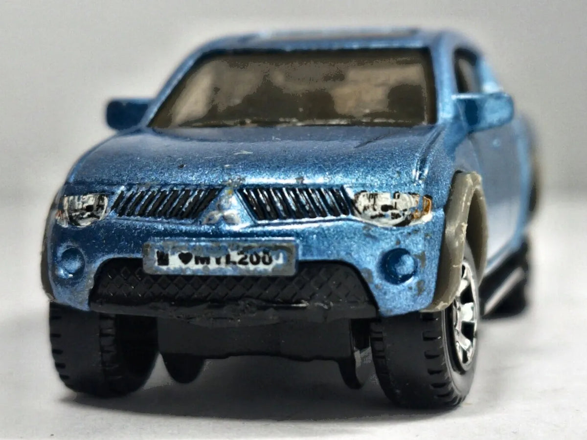 Mitsubishi L200 Triton 2007 Matchbox 2009 1:64 Pickup Luzak Niebieski – zdjęcie 5