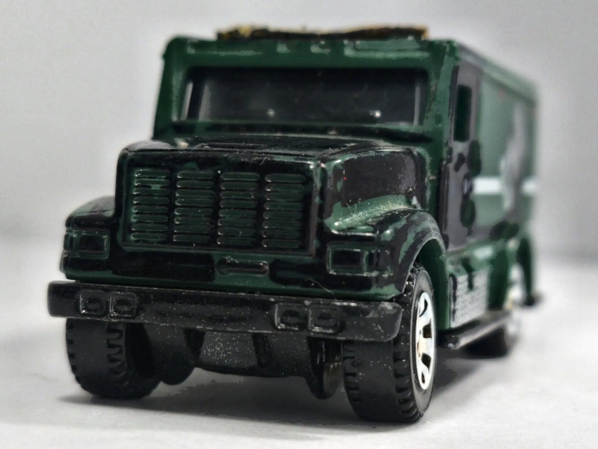 International Armored Car Matchbox 2013 1:81 Ciężarówka MBANK Luzak Zielony – zdjęcie 5