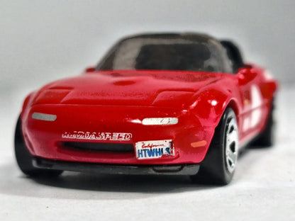 '91 Mazda MX-5 Miata Hot Wheels 2018 Mainline 1:64 Luzak Czerwony – zdjęcie 5