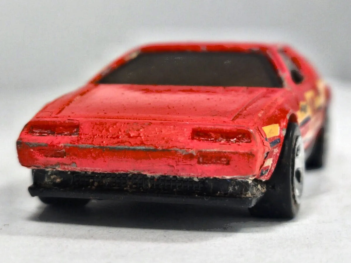 Torque Twister Hot Wheels 2009 HW Racing 1:64 10 Luzak Czerwony – zdjęcie 5