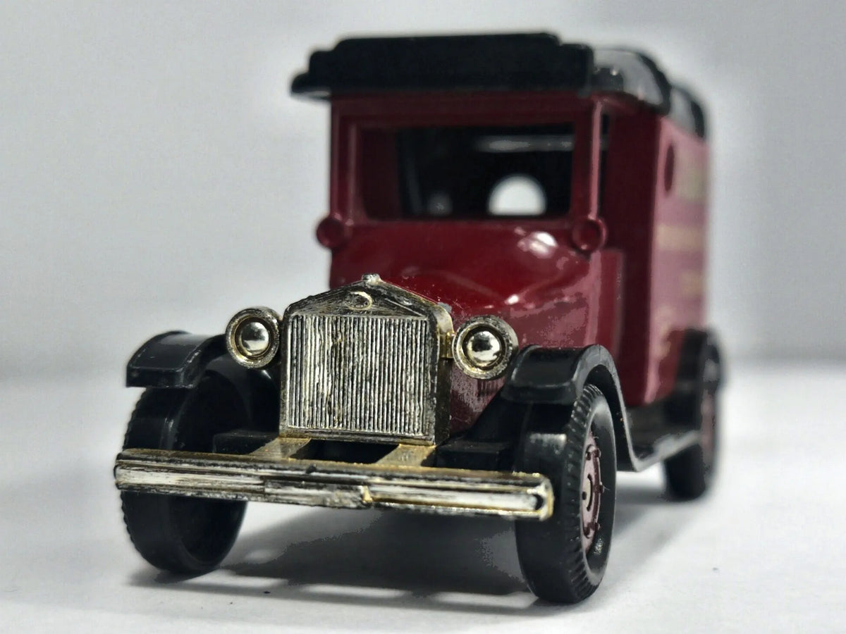 T Ford Van Corgi Bordowy 1:40 Made in Great Britain – zdjęcie 5