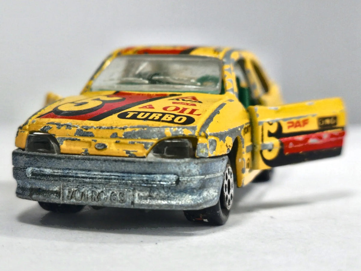 FORD ESCORT Majorette Żółty 1:55 Made in France – zdjęcie 5