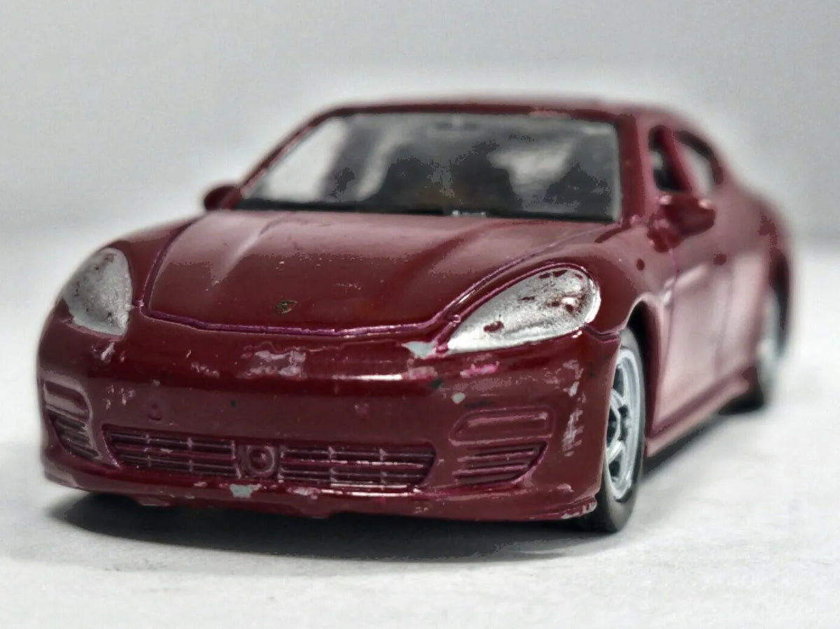 Porsche Panamera Welly 1:64 Bordowy – zdjęcie 5