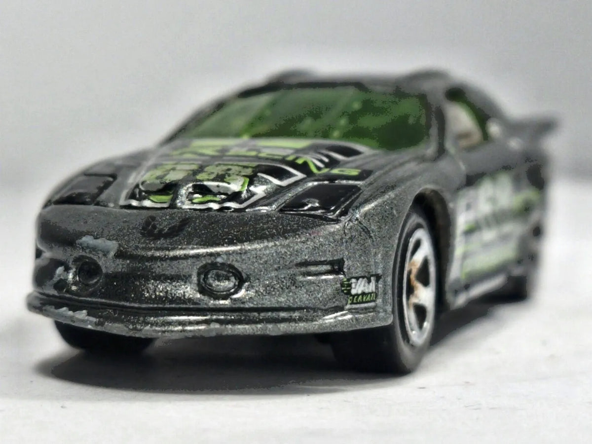 Iroc Firebird Hot Wheels 1999 1:64 68 Luzak Szary – zdjęcie 5