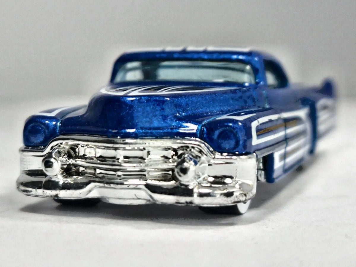 Custom '53 Cadillac Hot Wheels Rod Squad 1:64 Custom Niebieski Lowrider – zdjęcie 5