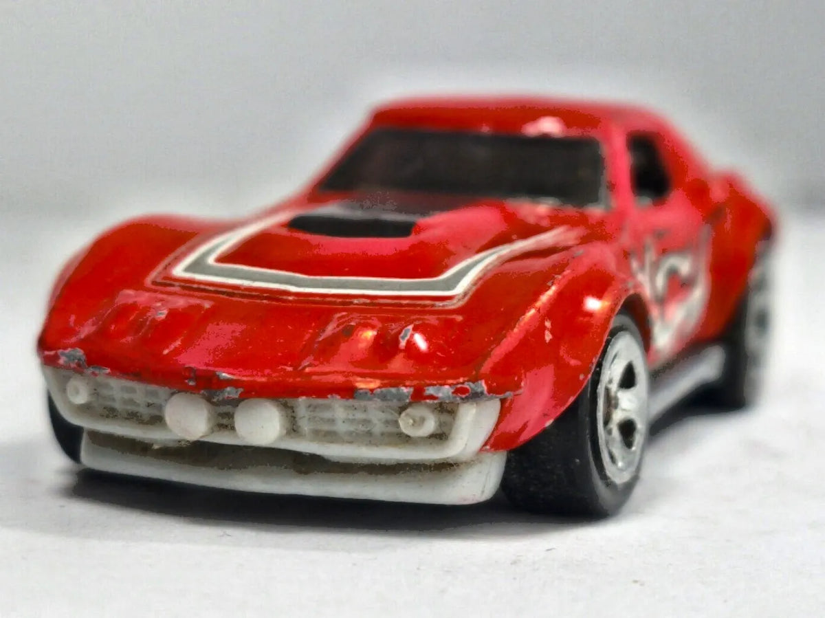 Chevrolet Corvette Stingray Hot Wheels 1974 1:64 Luzak Czerwony – zdjęcie 5