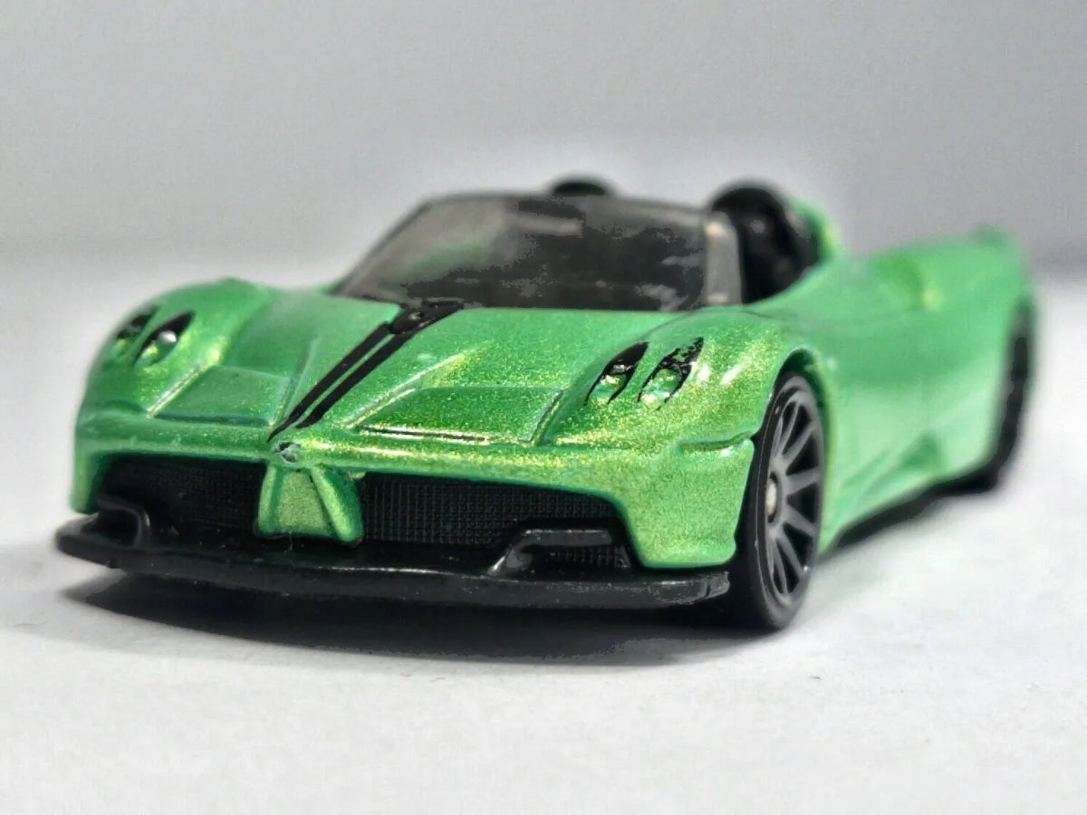 Pagani Huayra Hot Wheels 2013 HW CITY 1:64 Luzak Zielony – zdjęcie 5