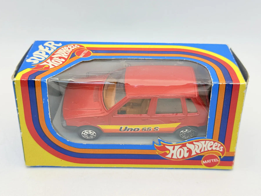 Super Hot Wheels Fiat Uno 55 S w pudełku
